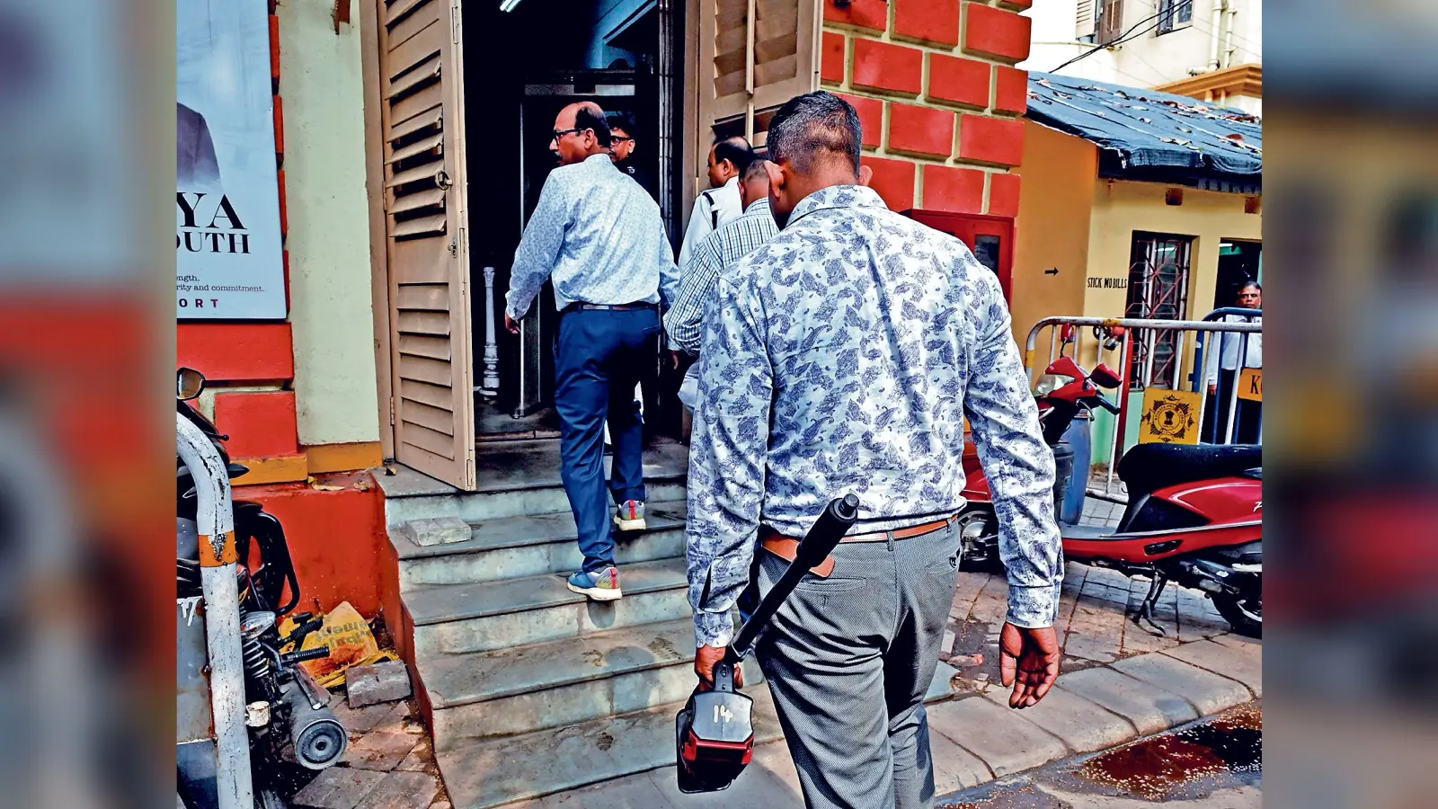 बैंकशाल कोर्ट समेत छह अदालतों को बम से उड़ाने की धमकी, हड़कंप