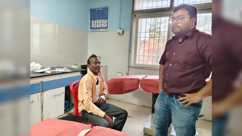 सवारियों से भरा ऑटो अनियंत्रित होकर पलटा, तीन जख्मी