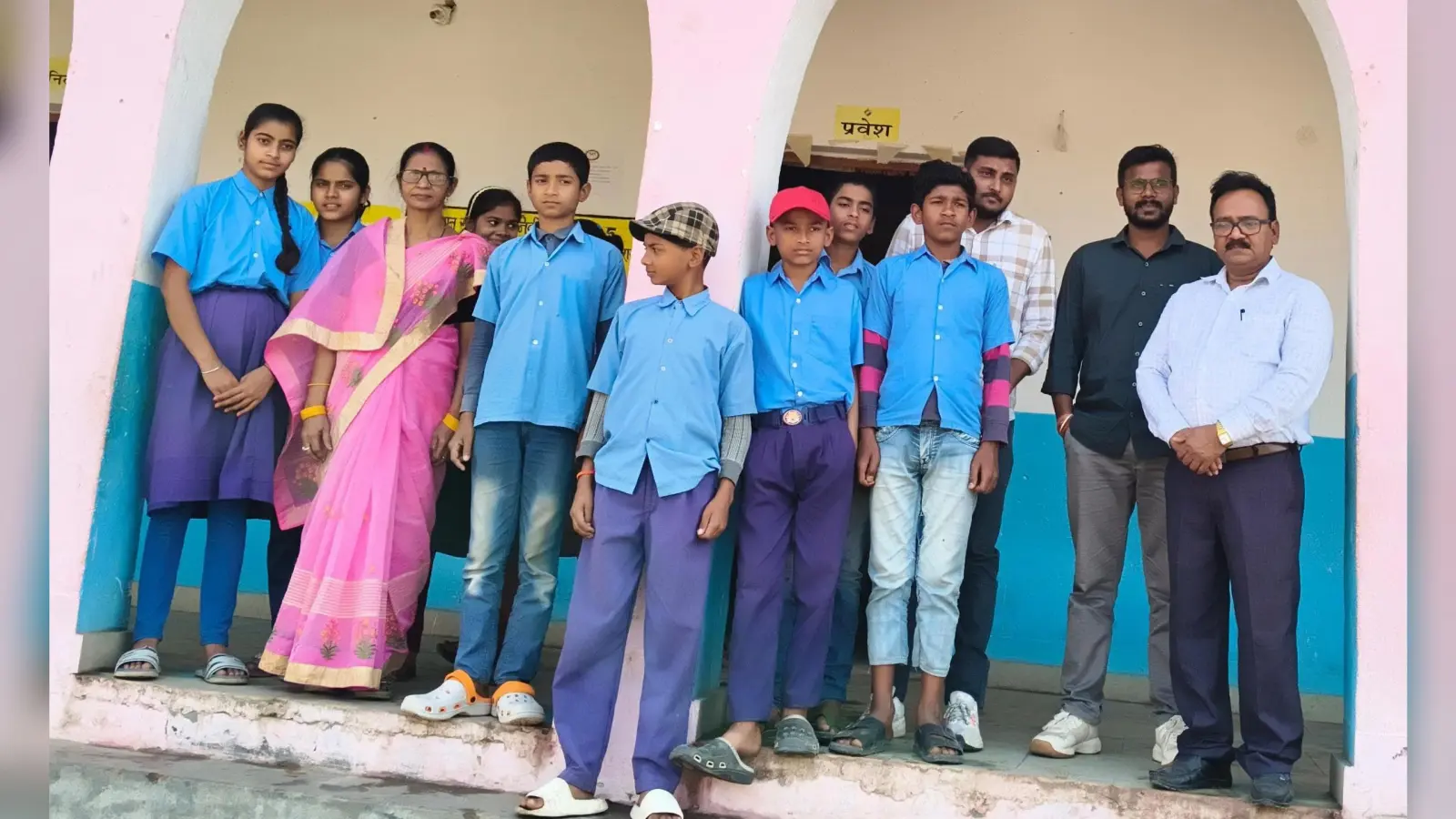 विद्यालय में परियोजना आधारित शिक्षण पर दिया जा रहा विशेष जोर