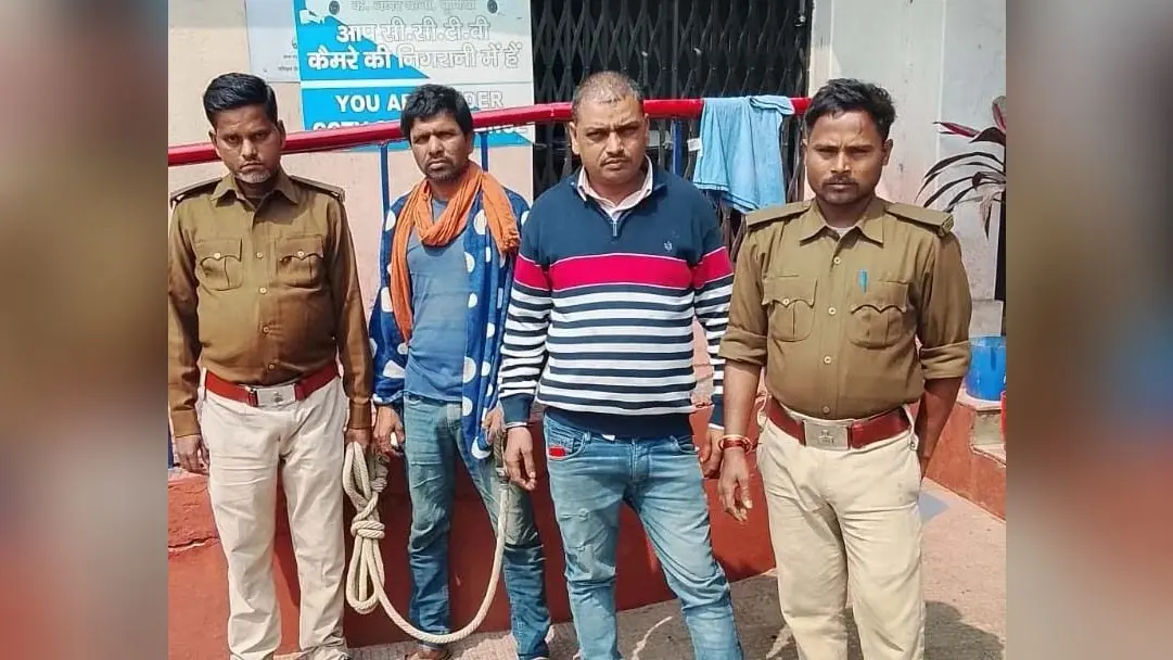 परोरा चौक पर हंगामा करते दो शराबी गिरफ्तार