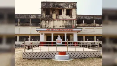 आरडीएस कॉलेज सालमारी में संसाधन की कमी, छात्र परेशान