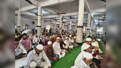 रमजान के दूसरे जुमे पर मस्जिदों में उमड़ी अकीदतमंदों की भीड़