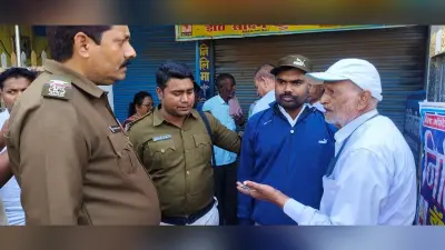 बिना कागजात चल रहे क्लिनिकों पर गिरी गाज, हिरासत में एक संचालक