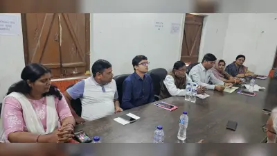 पात्र लाभुकों को समय पर मिले जनकल्याणकारी योजनाओं का लाभ : सांसद