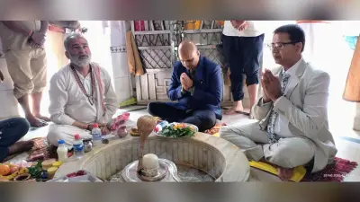 बाबा गोरखनाथ धाम में हाईकोर्ट के जज ने की पूजा