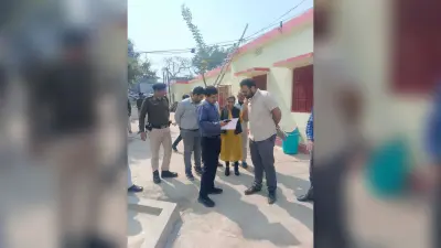 मरौना प्रखंड सह अंचल कार्यालय का डीएम ने किया निरीक्षण