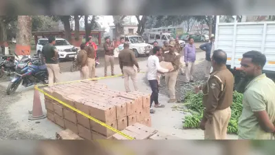 ट्रक से 7052 बोतल अंग्रेजी शराब जब्त