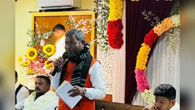 वोटरों को रिझाने का खेल या डिनर? गिरिडीह में नेता प्रतिपक्ष बाबूलाल मरांडी की बैठक पर चला प्रशासन का डंडा