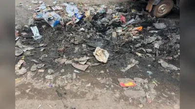 सिस्टम फेल, जनता बेहाल : नरक बना गुमला का घाघरा प्रखंड, सड़कें बनी तालाब, मुख्य चौक पर पसरी गंदगी