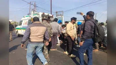 हजारीबाग के दारू में दो बाइक की टक्कर में एक युवक की मौत, एक घायल