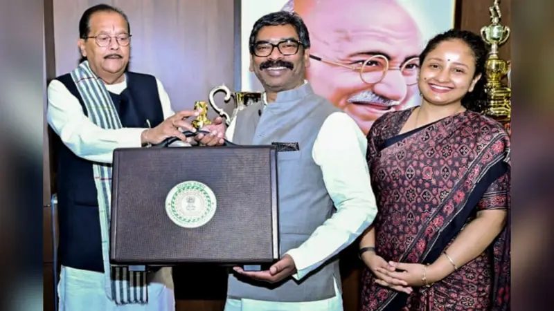 सामाजिक क्षेत्र के विकास पर आधारित है झारखंड अबुआ दिशोम बजट, पढ़ें बजट का सार