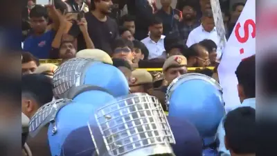 जेएनयू में छात्रों का बवाल, वाइस-चांसलर के इस्तीफे की मांग पर अड़े, जानें पूरा मामला