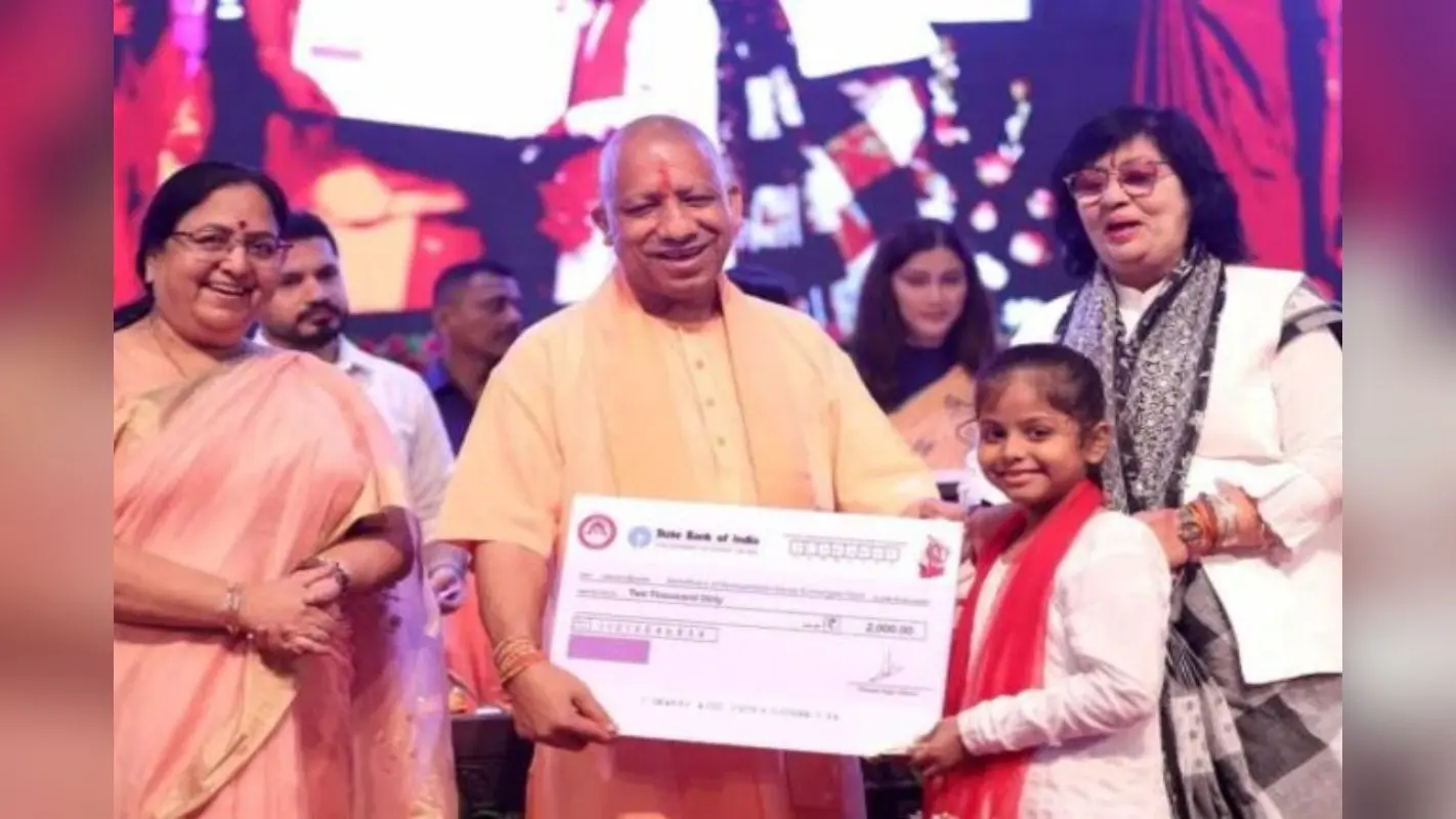 इस राज्य के बेटियों को मिलेंगे 25,000 रुपए, ग्रेजुएशन तक सरकार उठाएगी खर्च, जाने किसे मिलेगा फायदा