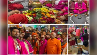 देवघर के बैद्यनाथ मंदिर में देर रात की गई चतुष्प्रहरी पूजा, बाबा को सिंदूर किया गया दान