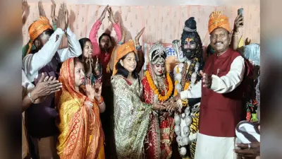 महाशिवरात्रि पर बेलपत्र, धतूरा और भांग क्यों चढ़ाए जाते हैं? जानें धार्मिक कारण