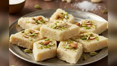 इस होली घर पर बनाएं सॉफ्ट और क्रीमी मलाई बर्फी, स्वाद ऐसा कि हर कोई करेगा तारीफ
