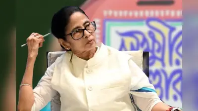 ममता बनर्जी के 40 विधायकों का कट सकता है टिकट, टीएमसी के कई दिग्गजों की बदल सकती है सीट