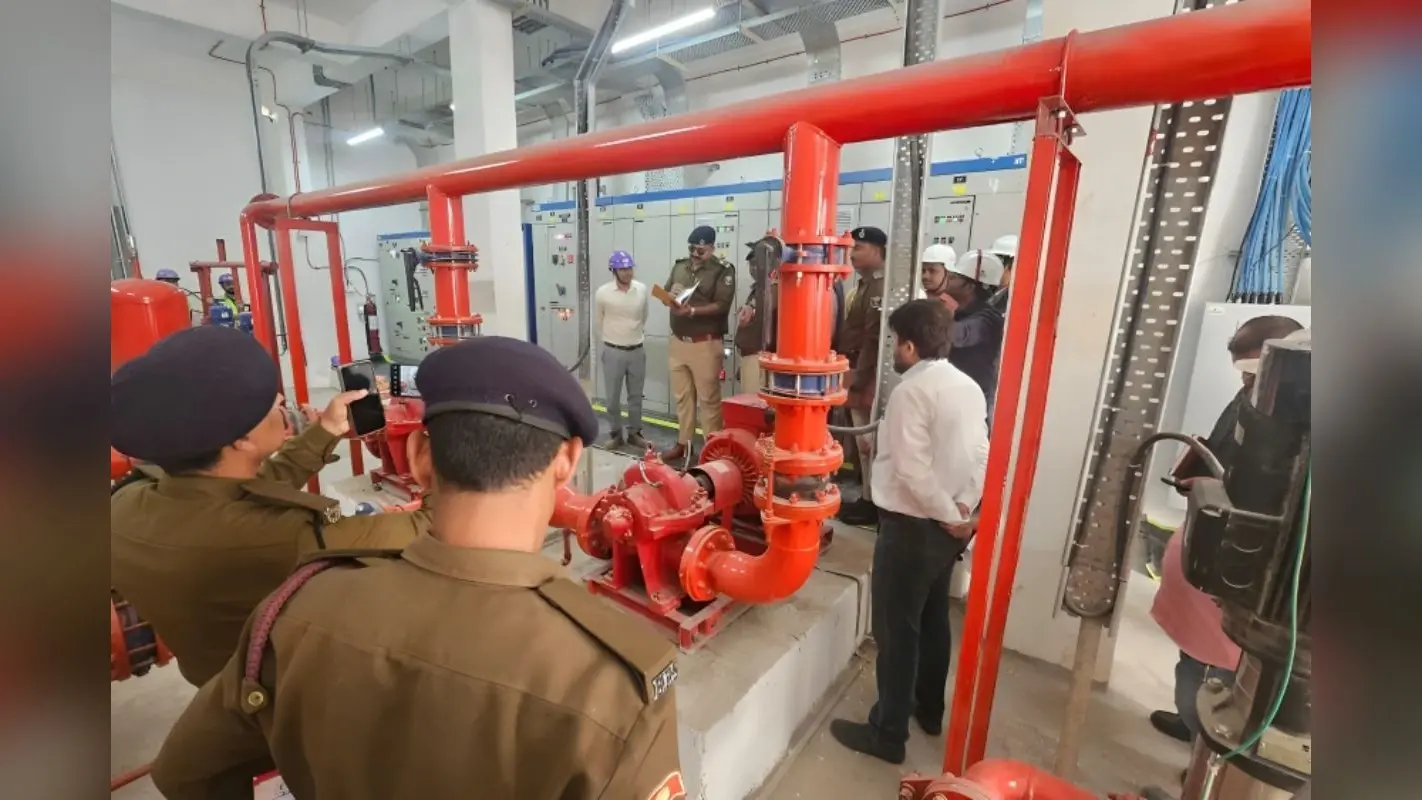 मलाही पकड़ी स्टेशन को मिला फायर सेफ्टी क्लियरेंस, जल्द शुरू हो सकती है मेट्रो सेवा