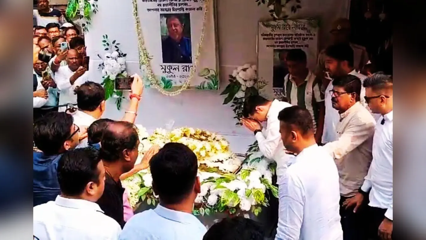 पंचतत्व में विलीन हुए तृणमूल नेता मुकुल रॉय, हालीशहर में हुआ अंतिम संस्कार