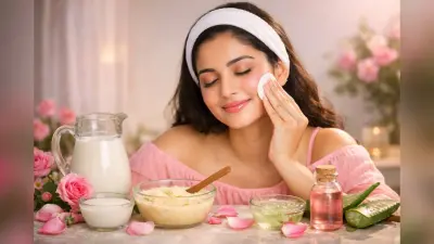 घर बैठे चेहरे पर चाहिए गुलाबी निखार, तो इन चीजों का रोजाना करें इस्तेमाल