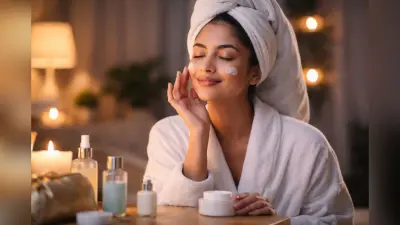 Beauty Tips: हर रात सोने से पहले अपनाएं ये रूटीन और पाएं 10 साल तक जवान दिखने वाली त्वचा, रिंकल्स और डार्क सर्कल्स से भी मिलेगा छुटकारा
