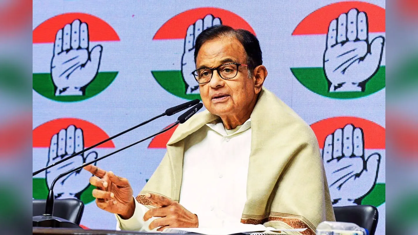 एसआईआर पर सुप्रीम कोर्ट के आदेश में पश्चिम बंगाल सरकार की शिकायतों की हुई अनदेखी : चिदंबरम