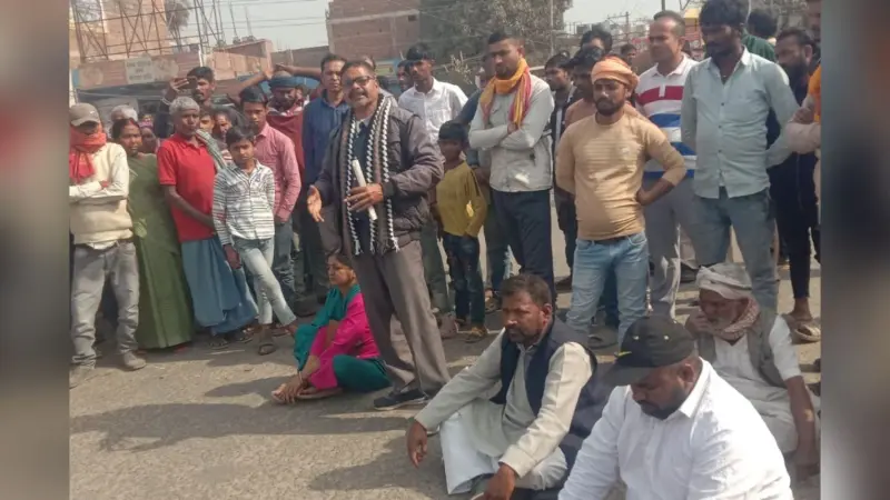 पटना कोचिंग कांड: छात्रा की मौत पर बवाल, परिजनों का आरोप- दरिंदगी के बाद छत से फेंका