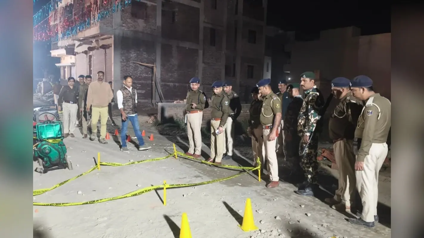बिहार में रिसेप्शन पार्टी में 27-28 राउंड फायरिंग, दो भाईयों का बेरहमी से मर्डर, शर्ट-पैंट तक खुलवाए