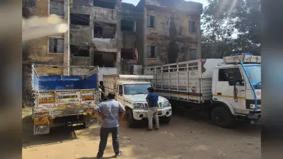 पतरातू में अतिक्रमण हटाओ अभियान पर लगा ब्रेक, विधायक के हस्तक्षेप हफ्ते भर की मोहलत