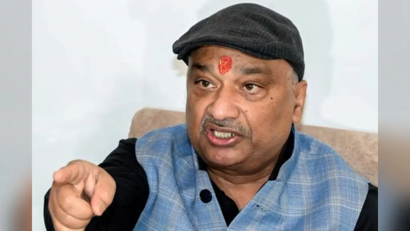 तेजप्रताप के आरोपों पर भड़के सुनील सिंह, बोले- हम गुलाब फेंकने वाले नहीं हैं, बोल्डर फेकेंगे
