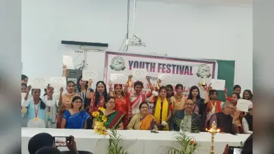 Saraikela: महिला कॉलेज में युवा महोत्सव का समापन, छात्राएं हुईं पुरस्कृत