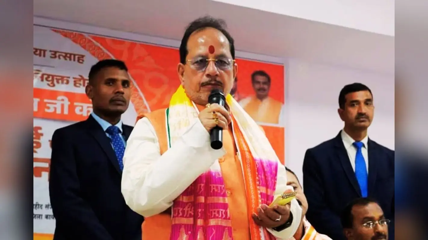 बिहार में जमीन के डॉक्यूमेंट्स खोजें और पाएं ‘भू योद्धा’ सम्मान, मंत्री विजय सिन्हा का ऐलान