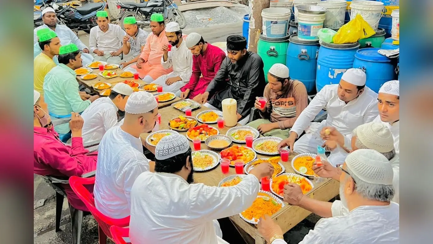 रोजेदारों ने खोला पहला रोजा, जानें 19 फरवरी से 20 मार्च तक सेहरी और इफ्तार का सही समय