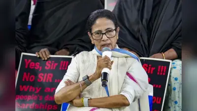 एसआईआर के खिलाफ याचिका पर होगी सुनवाई, ममता बनर्जी पहुंची सुप्रीम कोर्ट