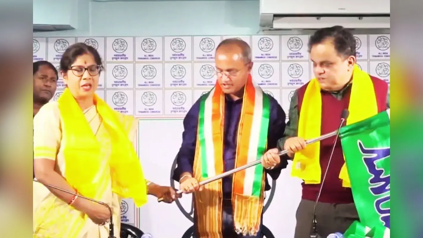 बंगाल चुनाव 2026 से पहले भाजपा विधायक ने पार्टी छोड़ी, थामा तृणमूल कांग्रेस का झंडा