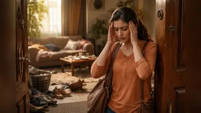 घर में कदम रखते ही क्यों बढ़ जाता है चिड़चिड़ापन? वास्तु शास्त्र में छुपा है इसका जवाब!