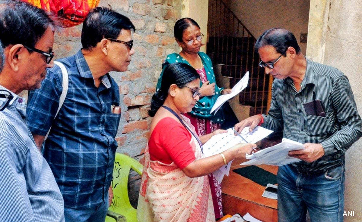 बंगाल में समय से पूरा नहीं हुआ SIR, सीईओ ने सुनवाई के लिए मांगा अतिरिक्त समय