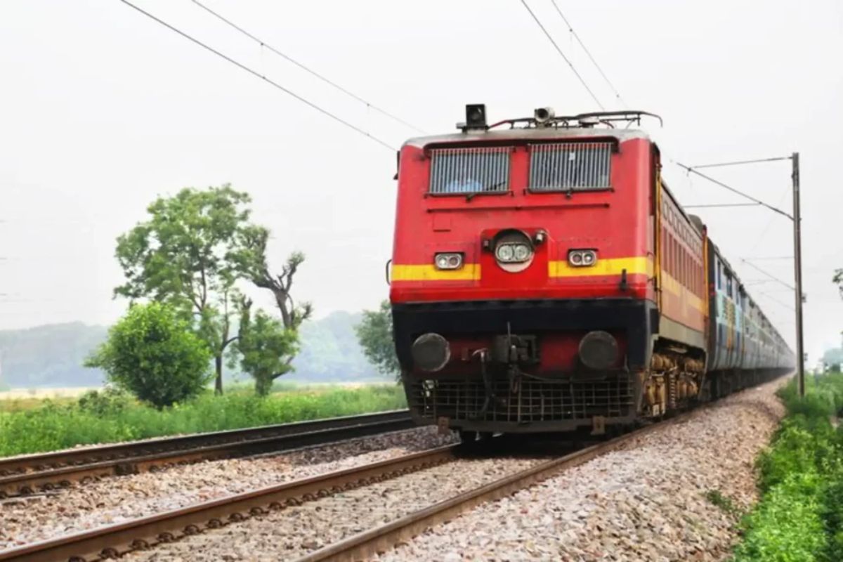 दानापुर से मुंबई के लिए इस दिन से चलेगी समर स्पेशल ट्रेन, देखिये टाइम और शेड्यूल
