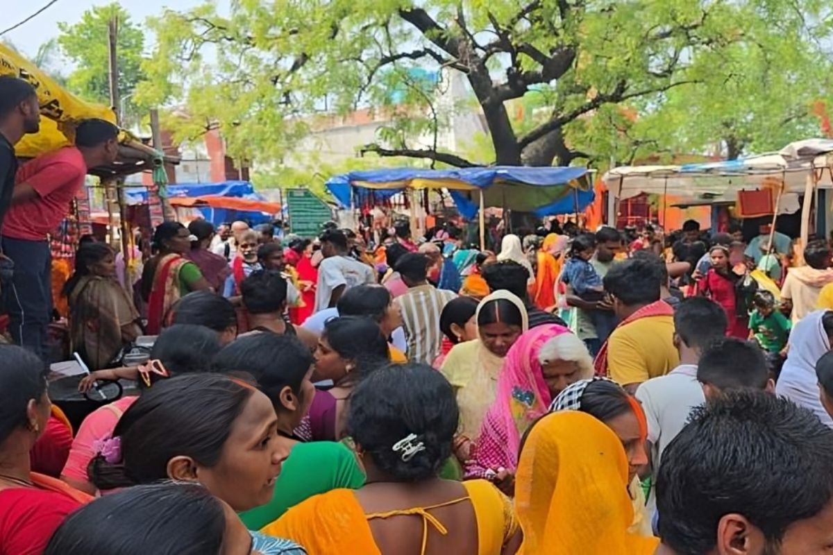 नालंदा के शीतला मंदिर में भगदड़ के बाद पीएम मोदी और सीएम नीतीश ने किया मुआवजे का ऐलान, 9 की मौत पर जताया दुख