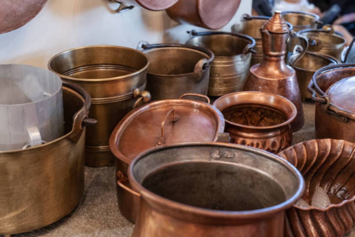 natural ways to make copper shiny at home