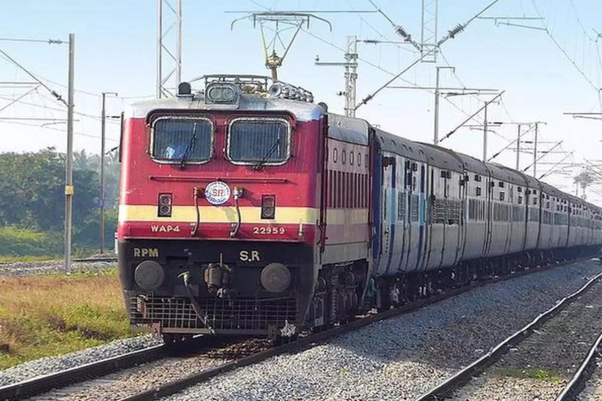 मझौलिया-बेतिया रेल लाइन डबल, 25 मार्च को होगा हाई स्पीड ट्रायल शुरू, 110 की स्पीड में दौड़ेगा इंजन