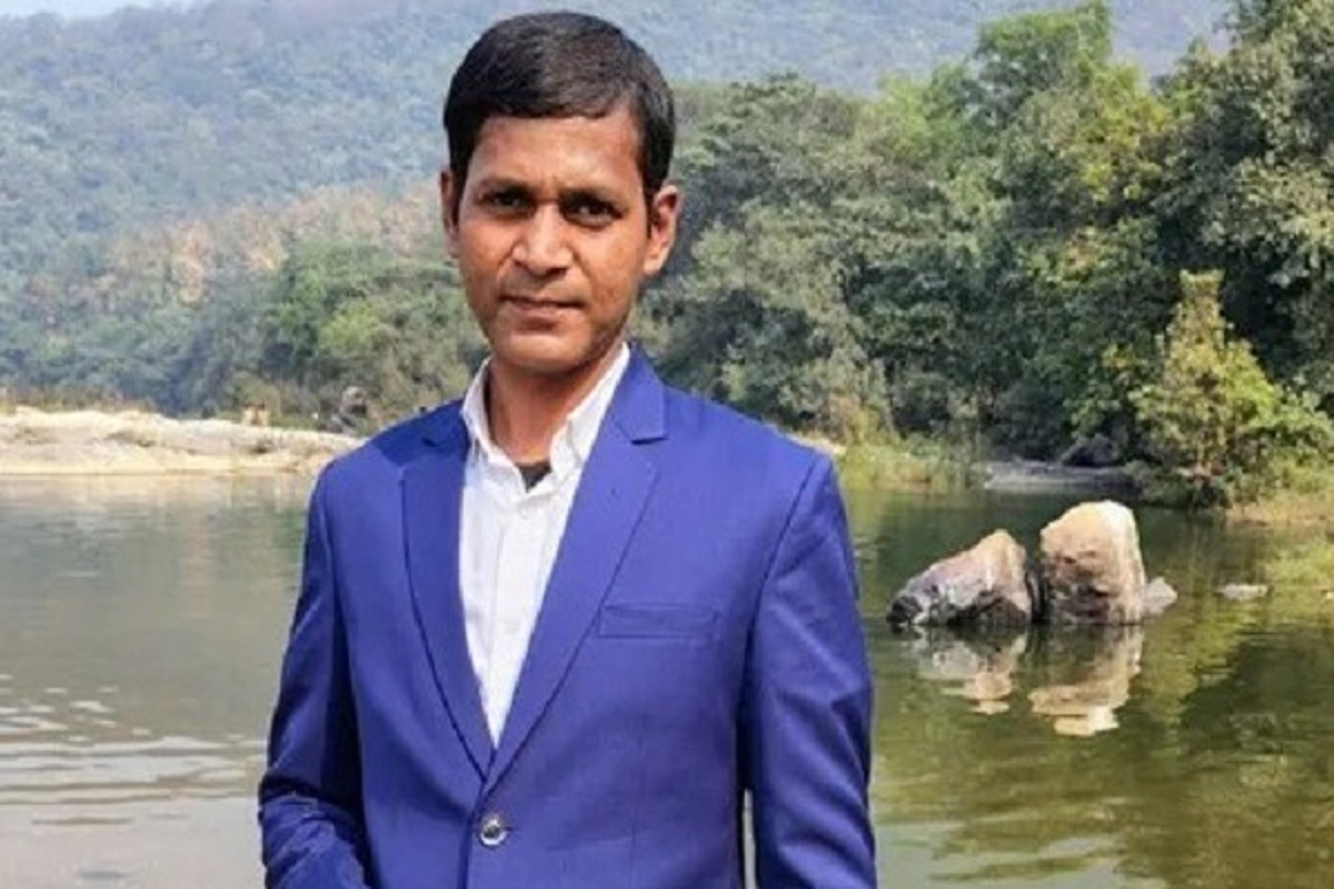 जमशेदपुर के को-ऑपरेटिव कॉलेज के शिक्षक का शव क्वार्टर से बरामद, मौत की गुत्थी सुलझाने में जुटी पुलिस