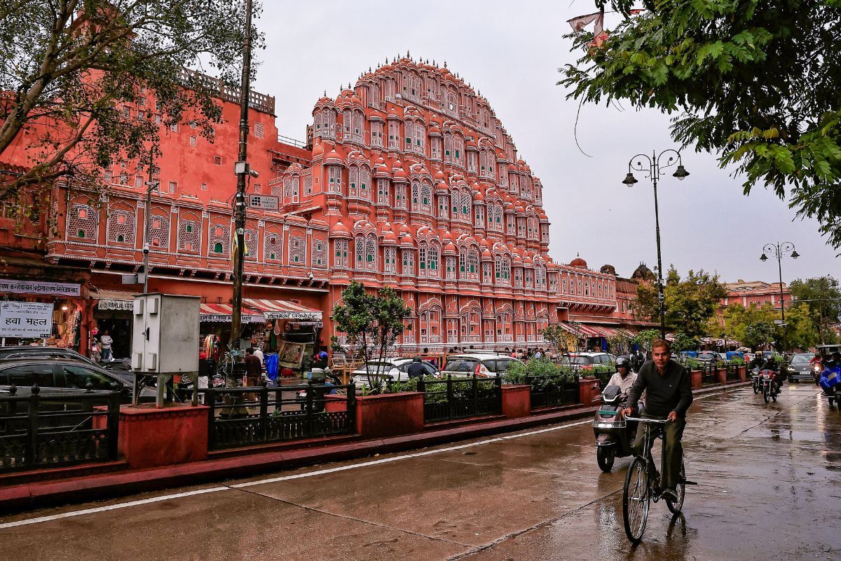 राजस्थान मौसम: कई इलाकों में बारिश और तेज हवा, 21-22 मार्च को फिर करवट लेगा मौसम