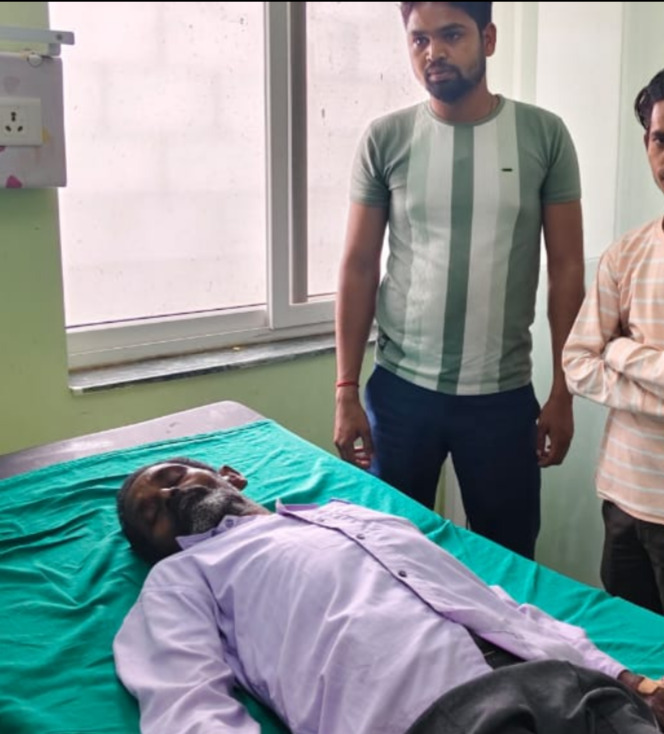 पेट में फंसी मटन की हड्डी, ऑपरेशन कर बचायी मरीज की जान
