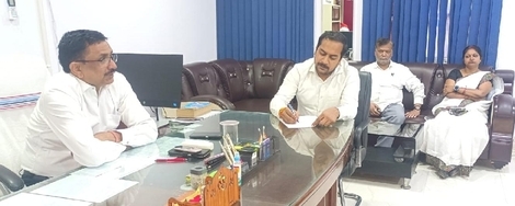 पदाधिकारियों ने जरुरतमंदों को कल्याणकारी योजनाओं का लाभ दिलाने का दिया भरोसा