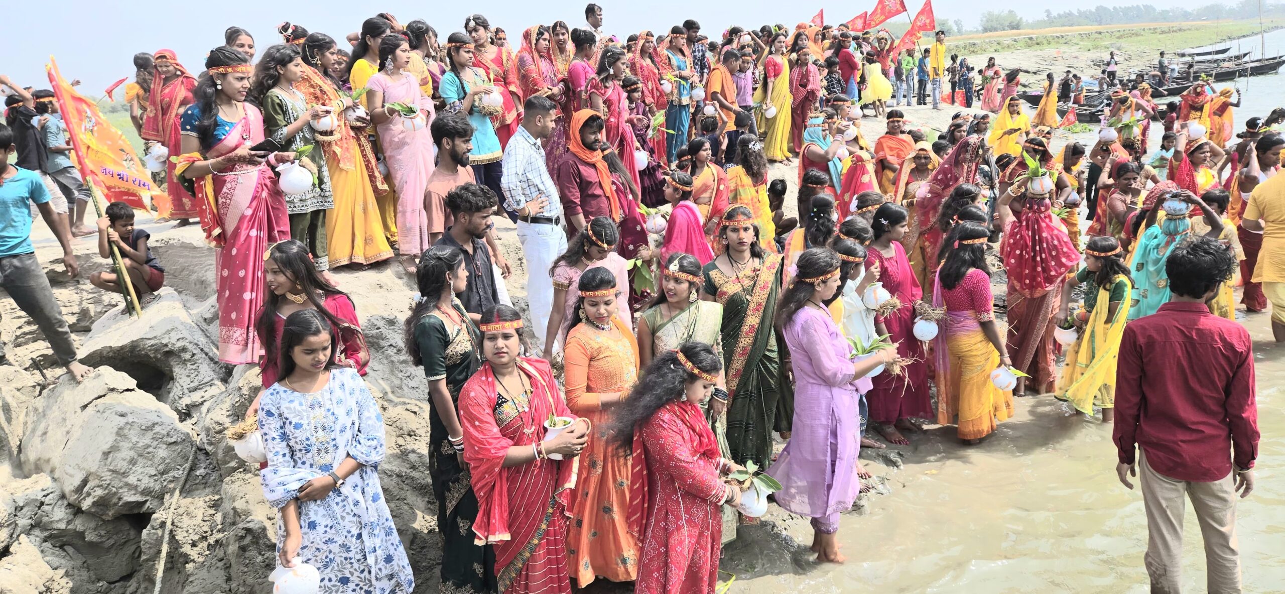 चैत्र नवरात्र को लेकर निकाली गई भव्य कलश शोभायात्रा