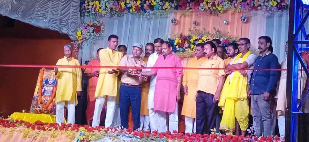 श्रीराम कथा महोत्सव में बह रही धार्मिक आस्था की बयार