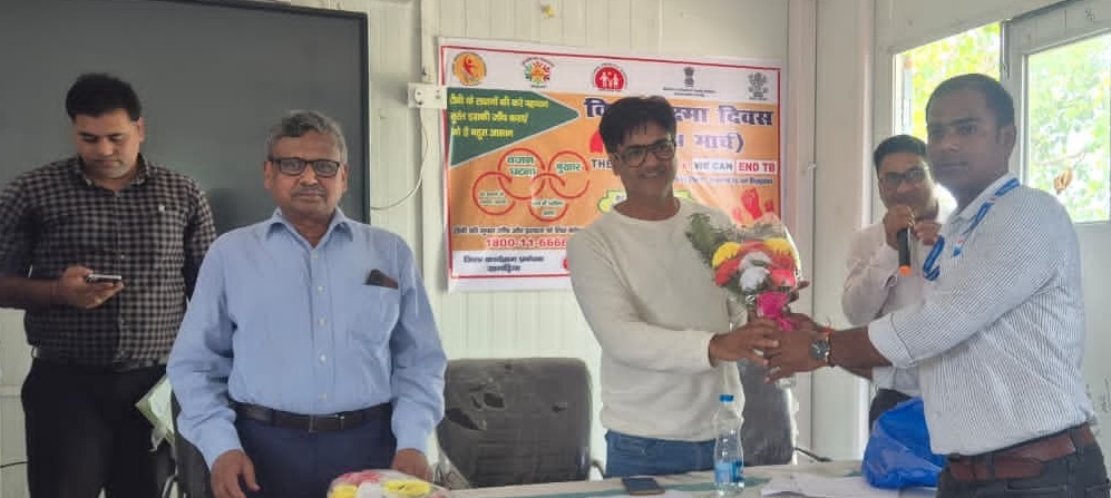 टीबी हारेगा देश जितेगा, टीबी मुक्त हो अपना बिहार नारे के साथ निकाली गयी जागरूकता रैली