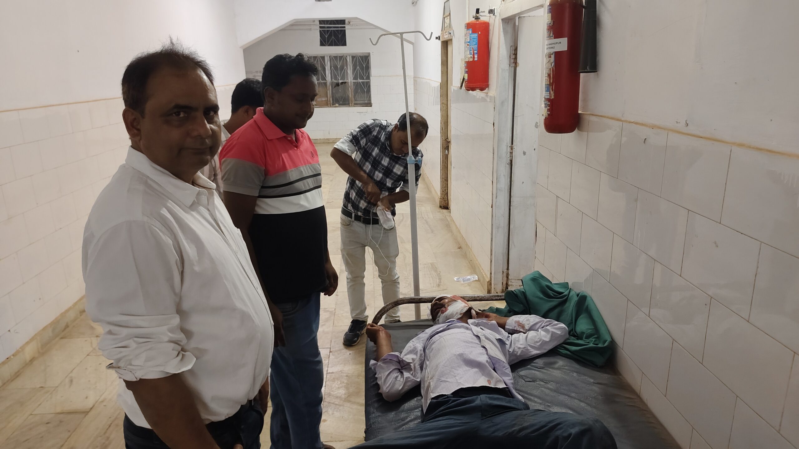 पालोजोरी में तेज रफ्तार पिकअप ने युवक को कुचला