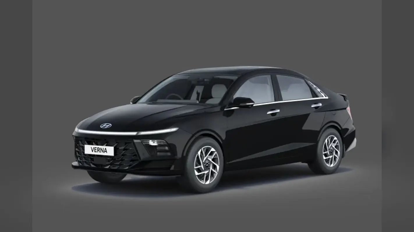 2026 Hyundai Verna खरीदने का प्लान? जानिए कौन सा वेरिएंट है वैल्यू फॉर मनी